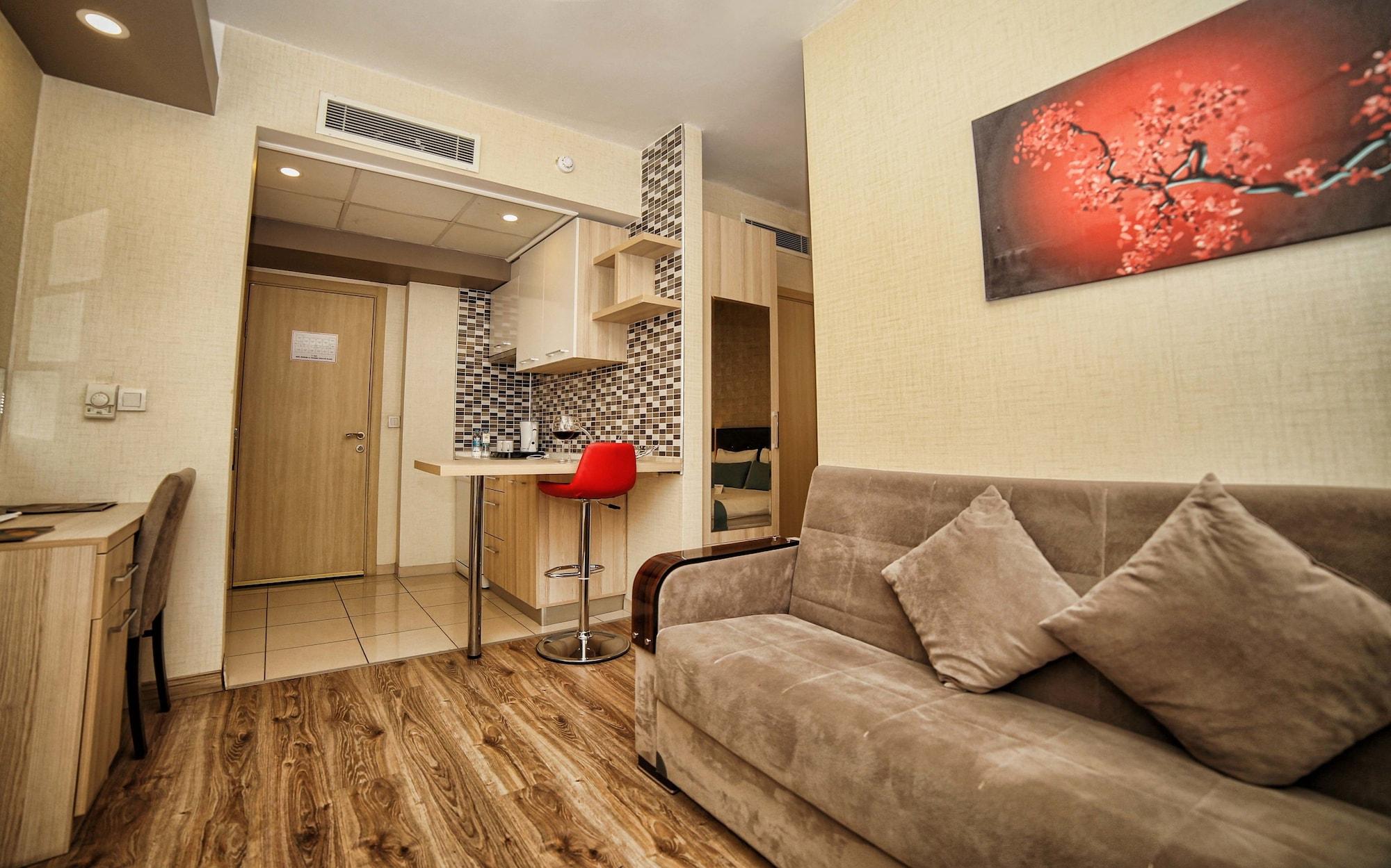 La Flora House Hotel Коджаели Екстериор снимка