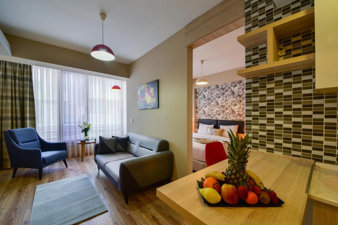 La Flora House Hotel Коджаели Екстериор снимка