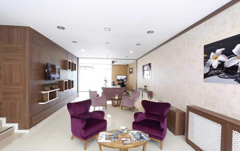La Flora House Hotel Коджаели Екстериор снимка